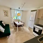 5 Minute Walk To Lego House - 50m2 With Garden / A Unit Holiday home