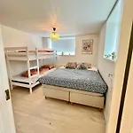 5 Minute Walk To Lego House - 50m2 With Garden / A Unit Holiday home