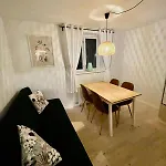 5 Minute Walk To Lego House - 50m2 With Garden / A Unit