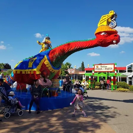 5 Minute Walk To Lego House - 50m2 With Garden / A Unit