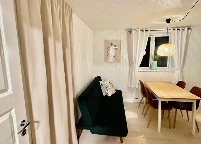 5 Minute Walk To Lego House - 50m2 With Garden / A Unit * 빌룬드