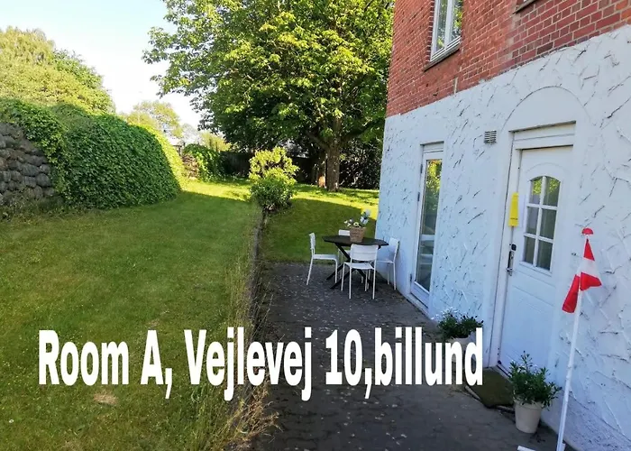 5 Minute Walk To Lego House - 50m2 With Garden / A Unit *